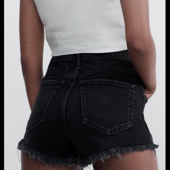 Zara Black Distressed Jean Shorts - Picture 4 of 6